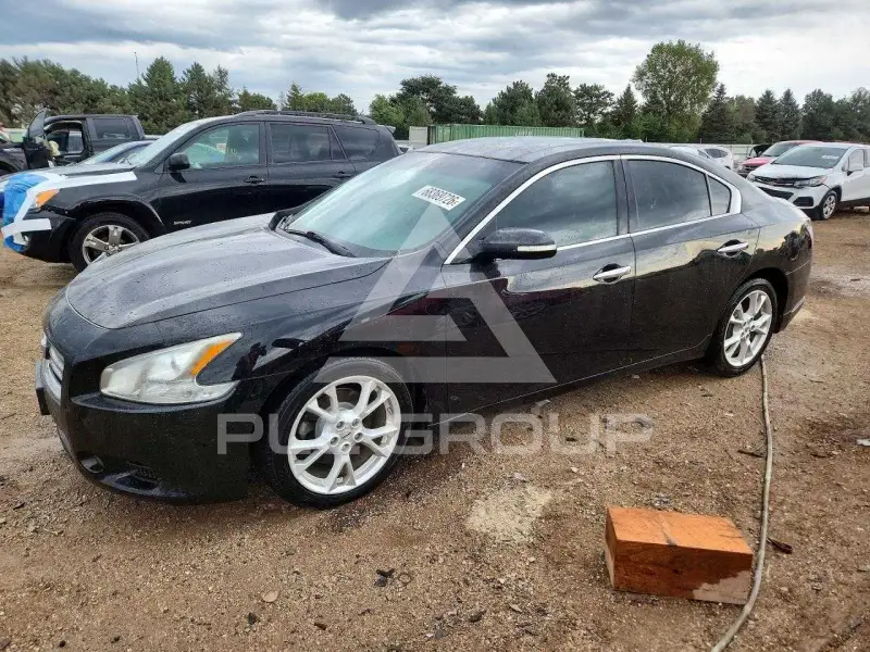2012 Nissan MAXIMA photo