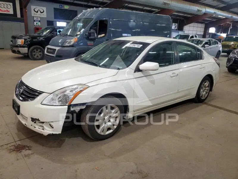 2012 Nissan ALTIMA photo