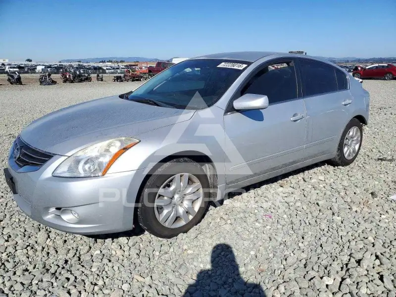 2012 Nissan ALTIMA фото