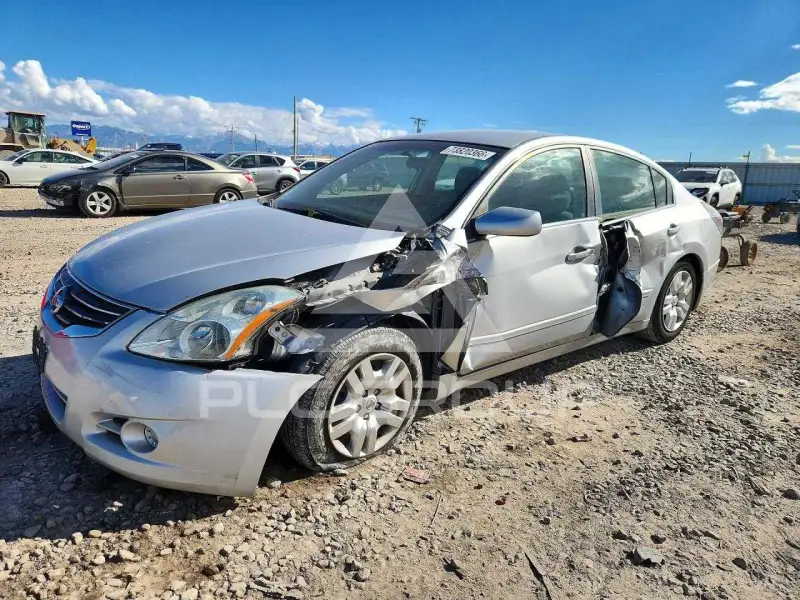 2012 Nissan ALTIMA photo