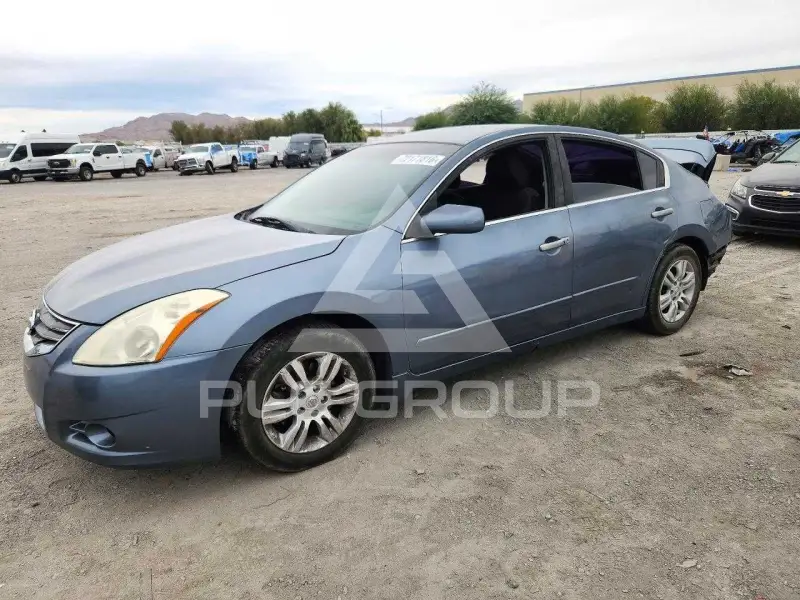2012 Nissan ALTIMA photo