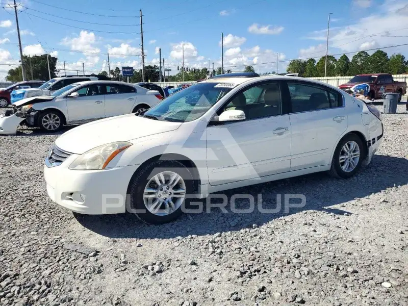 2012 Nissan ALTIMA photo