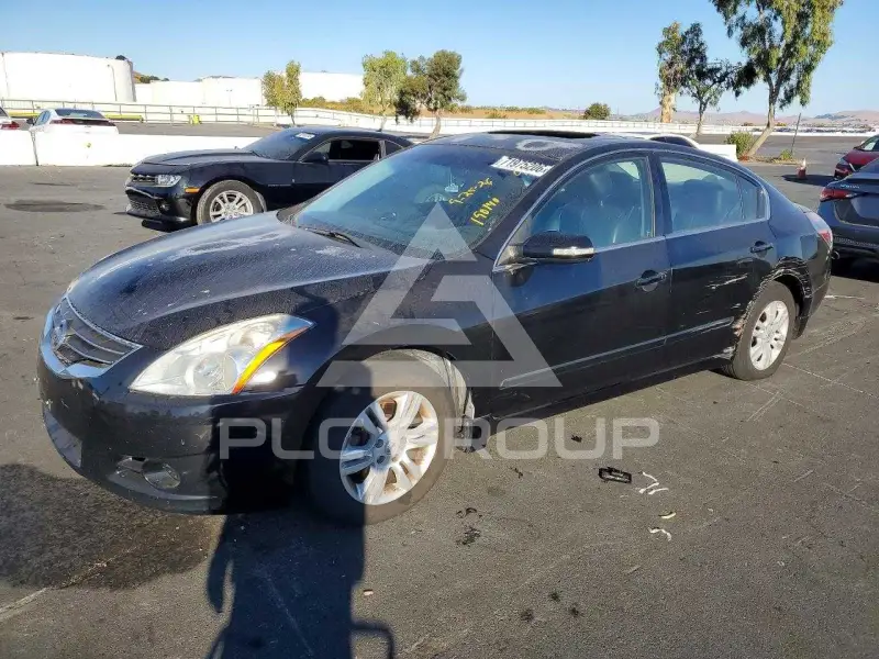 2012 Nissan ALTIMA photo