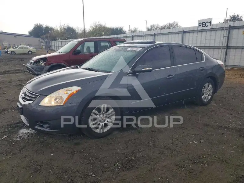 2012 Nissan ALTIMA photo