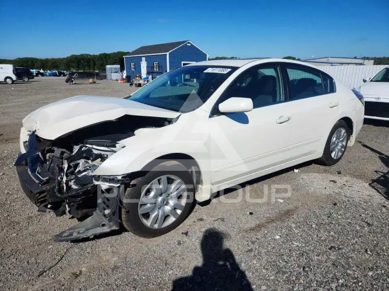 2012 Nissan ALTIMA photo