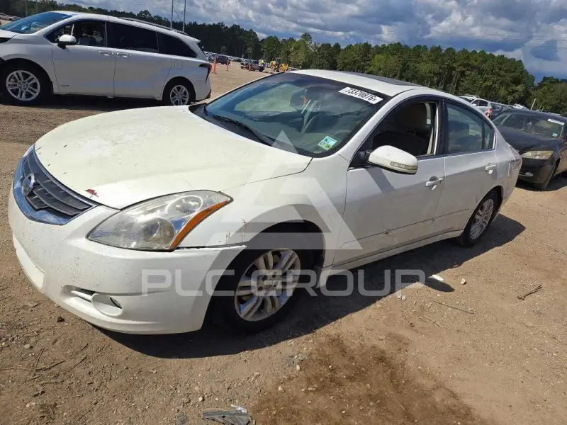 2012 Nissan ALTIMA photo