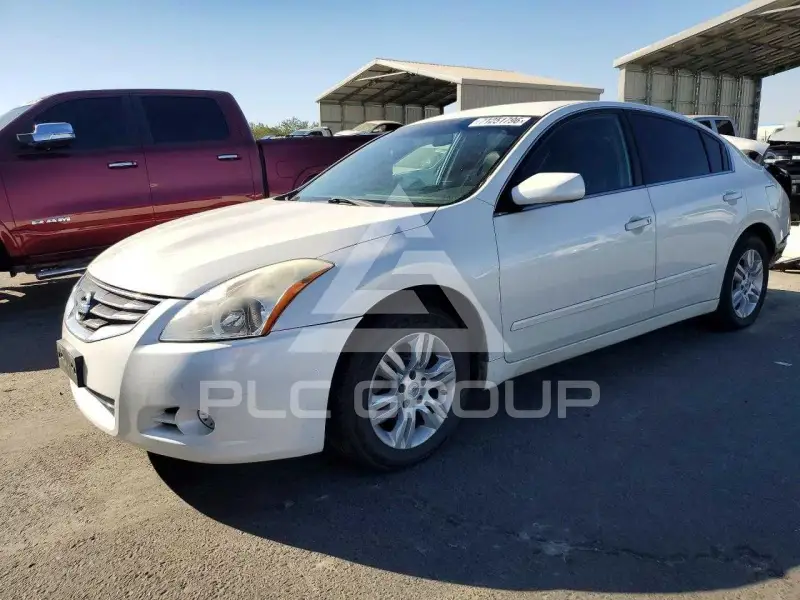 2012 Nissan ALTIMA фото
