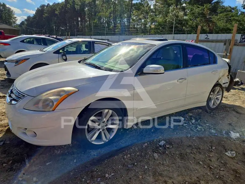 2012 Nissan ALTIMA photo