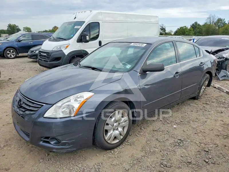 2012 Nissan ALTIMA фото
