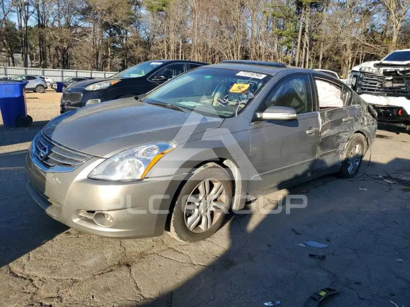 2012 Nissan ALTIMA photo