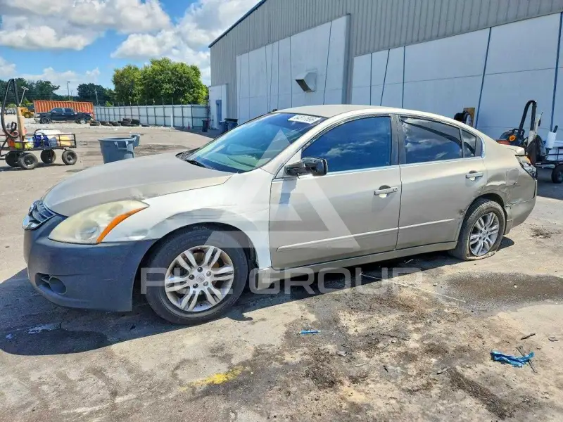 2012 Nissan ALTIMA photo