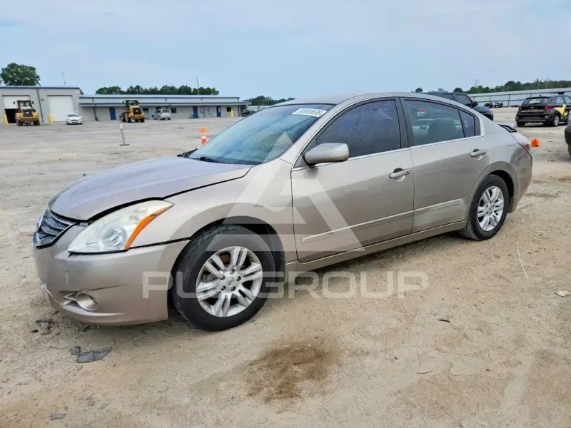 2012 Nissan ALTIMA photo