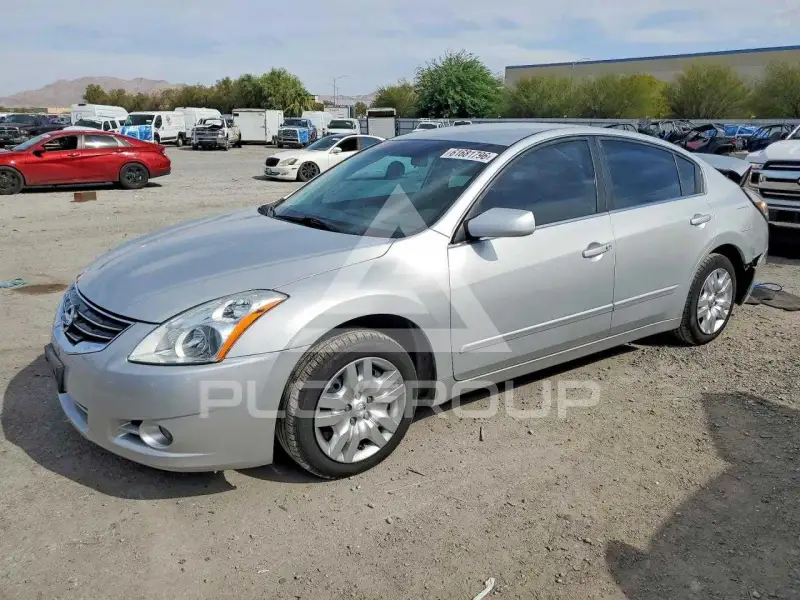 2012 Nissan ALTIMA фото