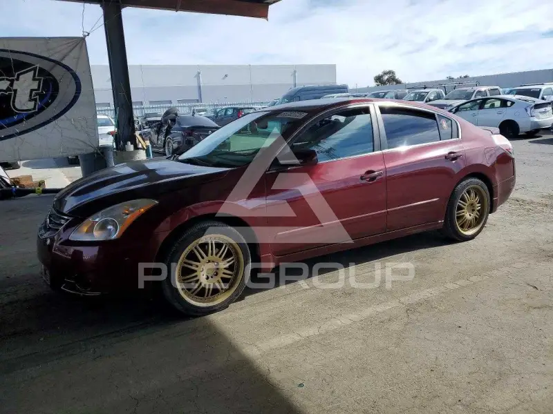 2012 Nissan ALTIMA photo