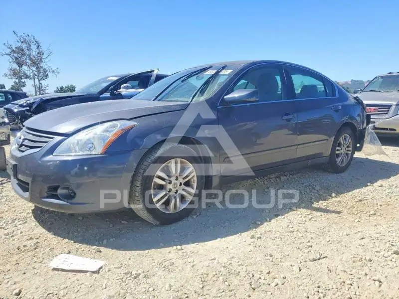 2012 Nissan ALTIMA photo