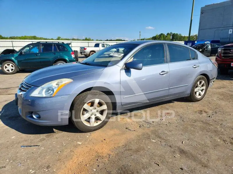 2012 Nissan ALTIMA фото