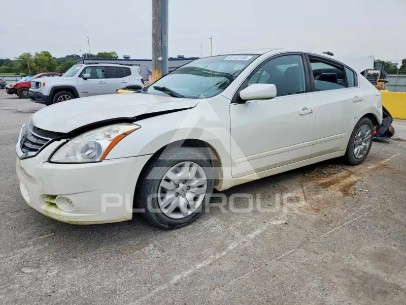 2012 Nissan ALTIMA photo