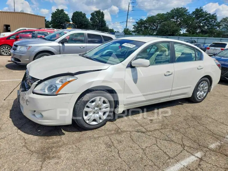 2012 Nissan ALTIMA фото