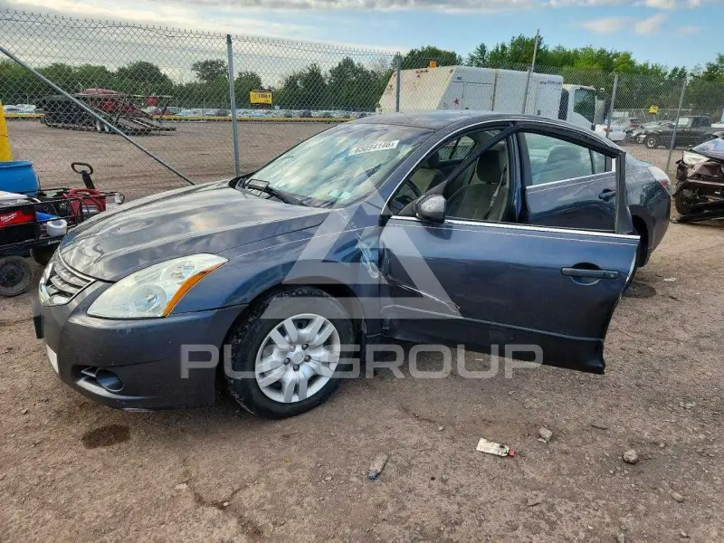 2012 Nissan ALTIMA photo