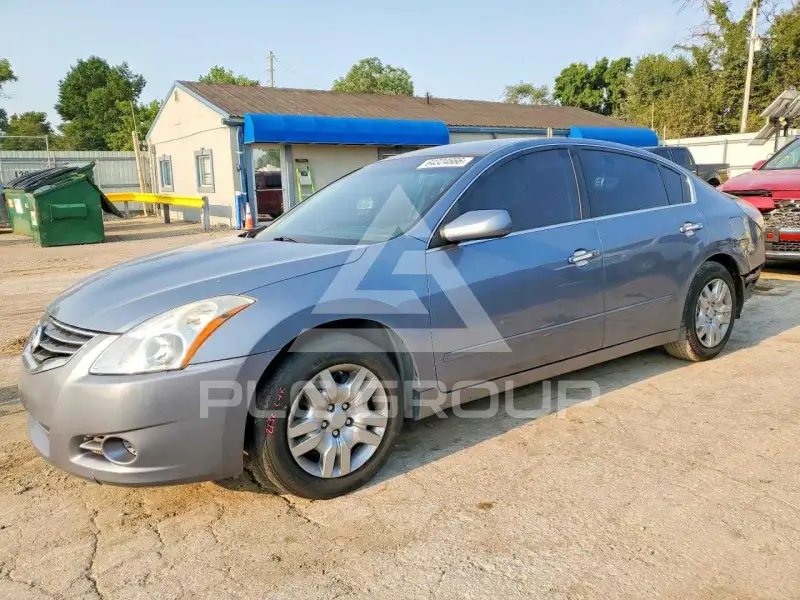 2012 Nissan ALTIMA photo