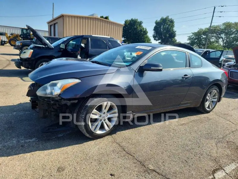 2012 Nissan ALTIMA фото