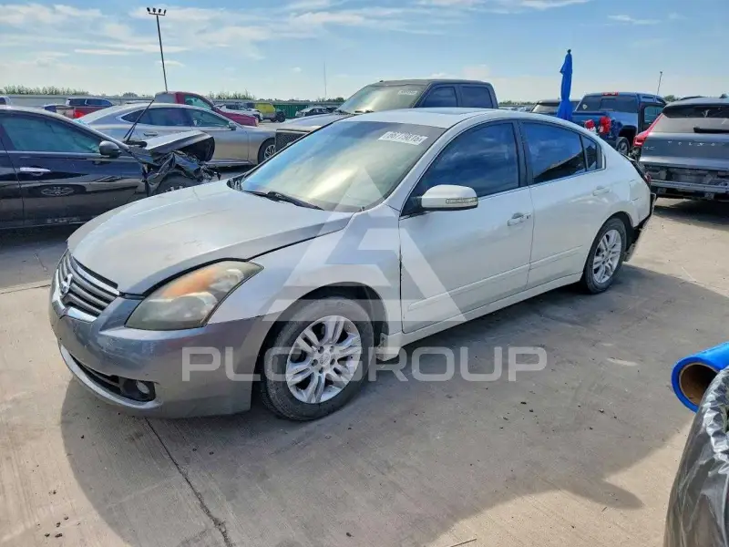 2012 Nissan ALTIMA photo