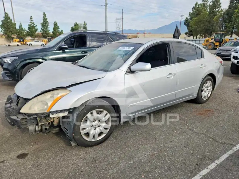 2012 Nissan ALTIMA photo
