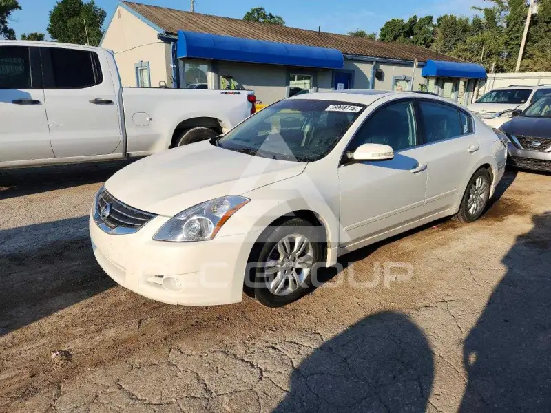 2012 Nissan ALTIMA фото