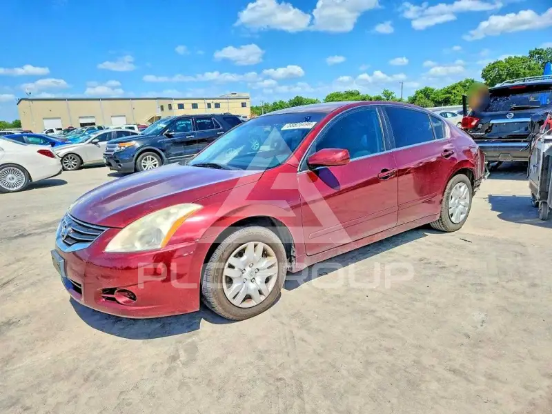 2012 Nissan ALTIMA photo