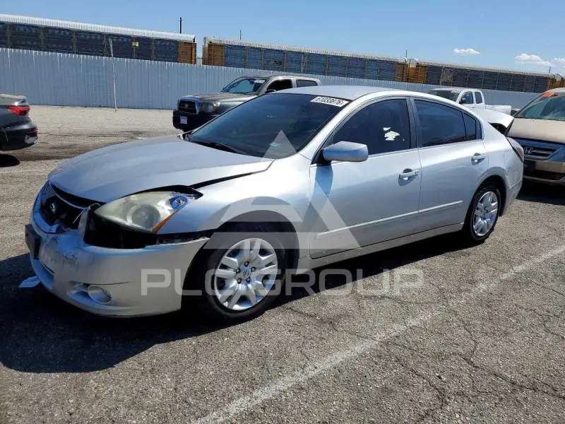 2012 Nissan ALTIMA фото