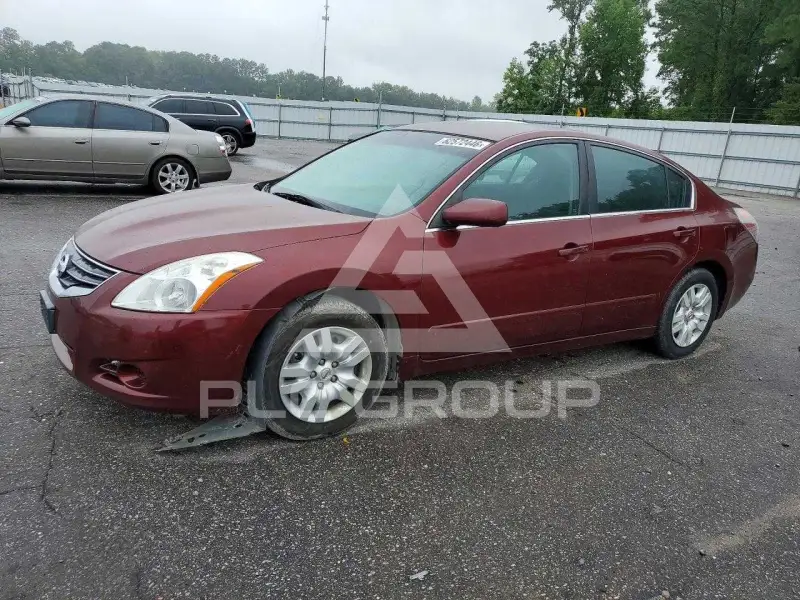 2012 Nissan ALTIMA photo