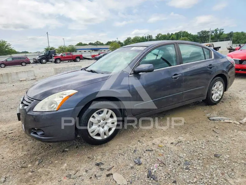 2012 Nissan ALTIMA photo