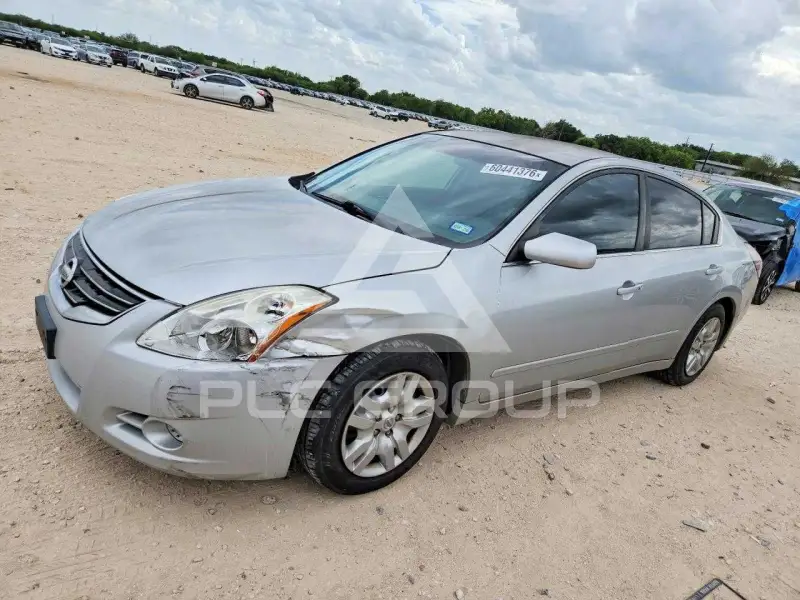 2012 Nissan ALTIMA photo