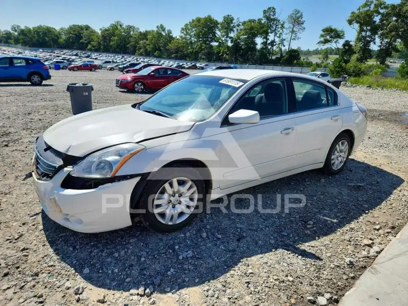 2012 Nissan ALTIMA photo