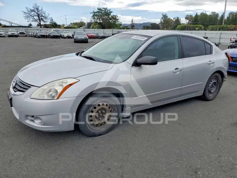 2012 Nissan ALTIMA фото