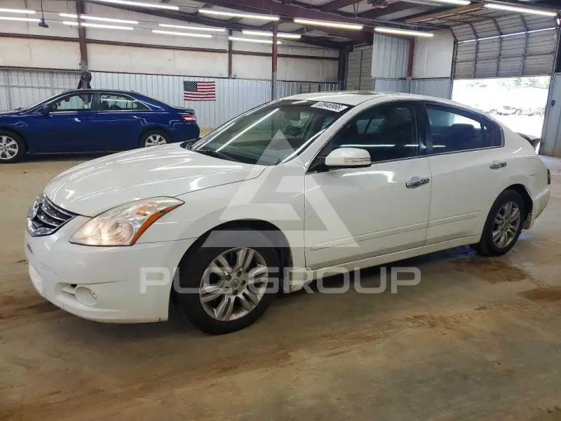 2012 Nissan ALTIMA photo