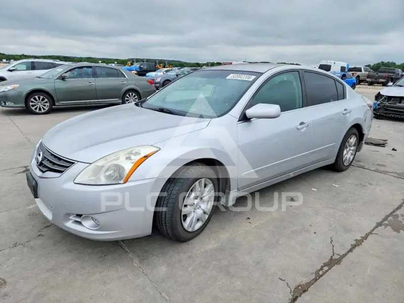 2012 Nissan ALTIMA photo