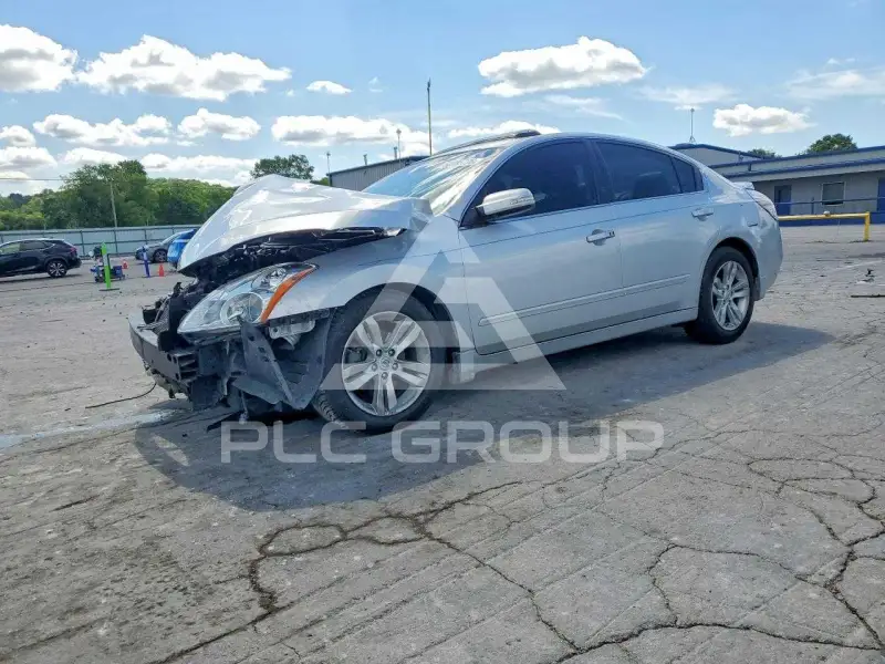 2012 Nissan ALTIMA photo