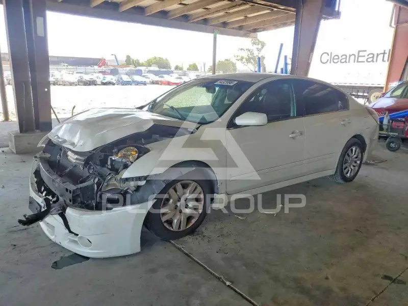 2012 Nissan ALTIMA photo