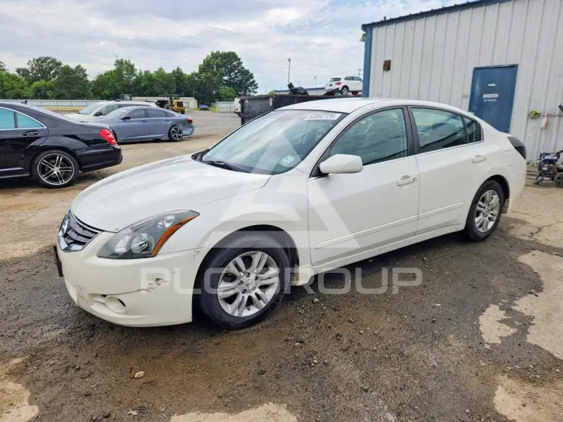 2012 Nissan ALTIMA фото