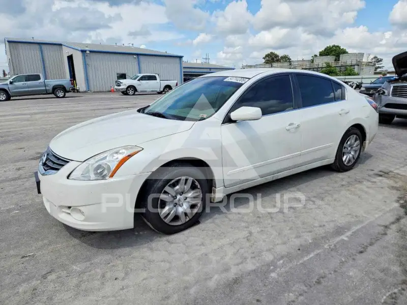2012 Nissan ALTIMA фото