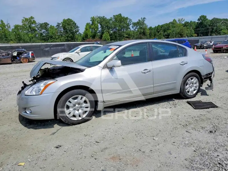 2012 Nissan ALTIMA photo
