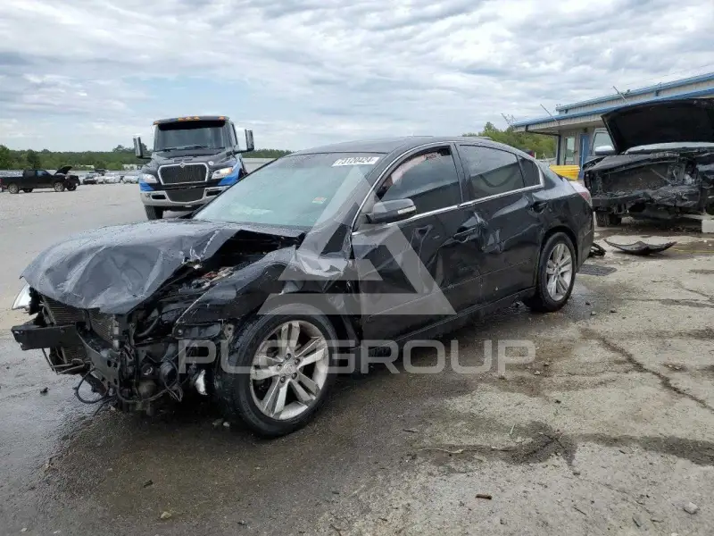 2012 Nissan ALTIMA photo