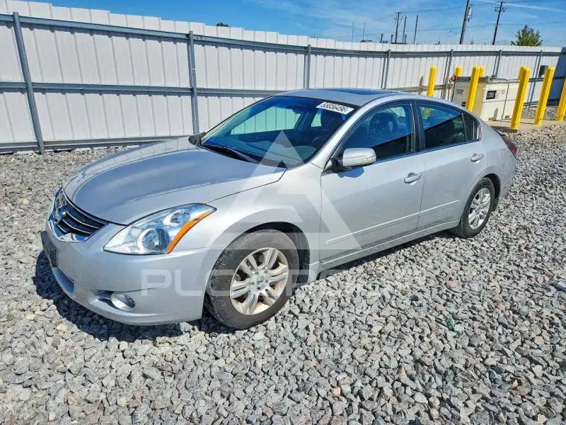 2012 Nissan ALTIMA photo