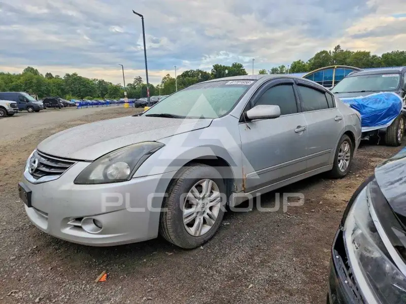 2012 Nissan ALTIMA фото