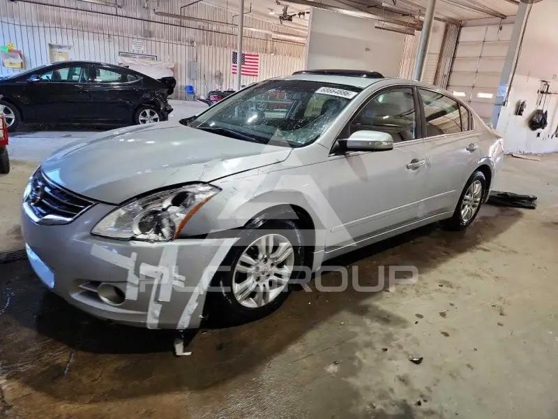 2012 Nissan ALTIMA фото