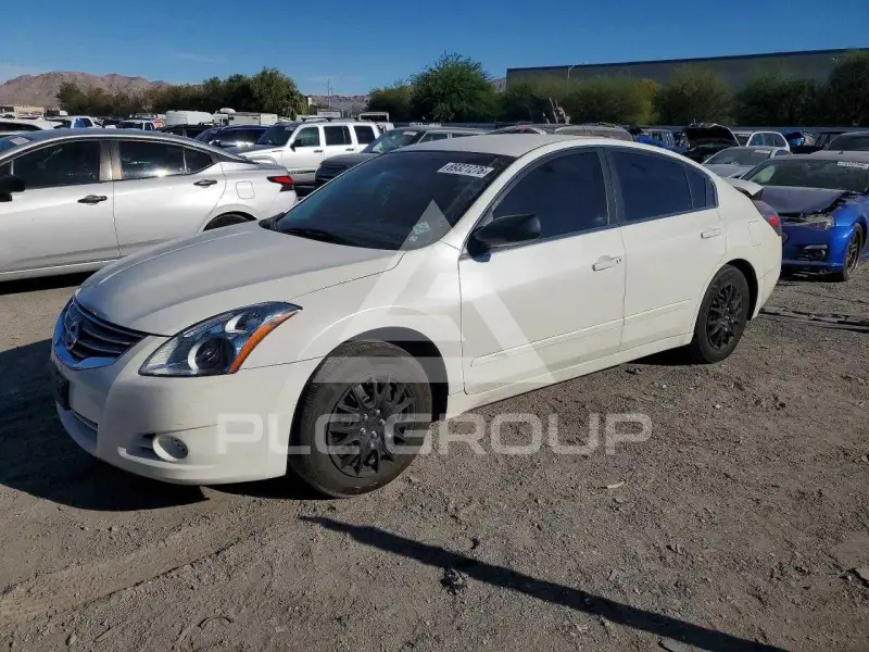 2012 Nissan ALTIMA фото