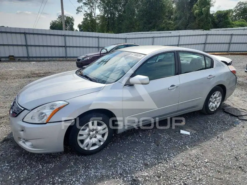 2012 Nissan ALTIMA photo