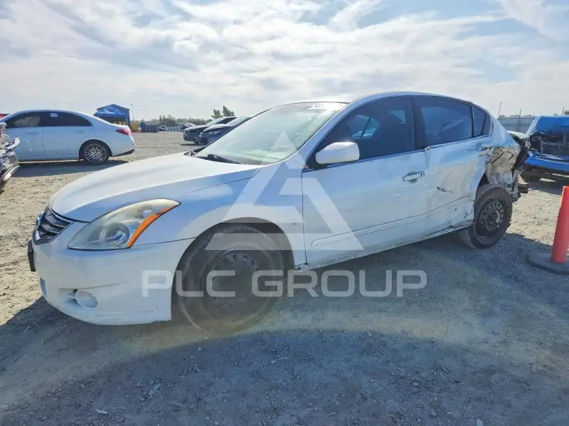 2012 Nissan ALTIMA фото