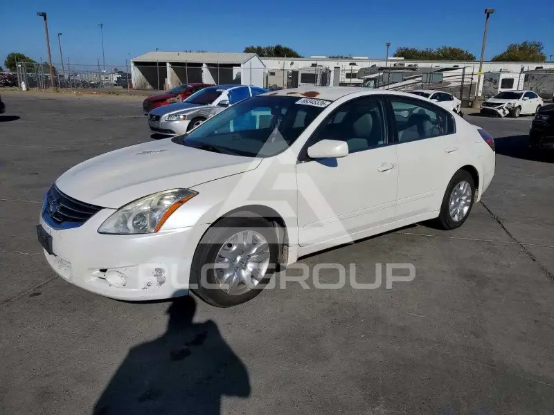 2012 Nissan ALTIMA фото